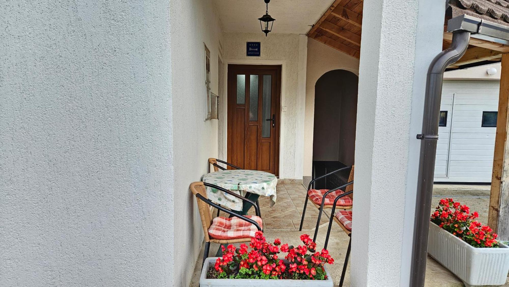 Apartment Andrea Смолянац Экстерьер фото